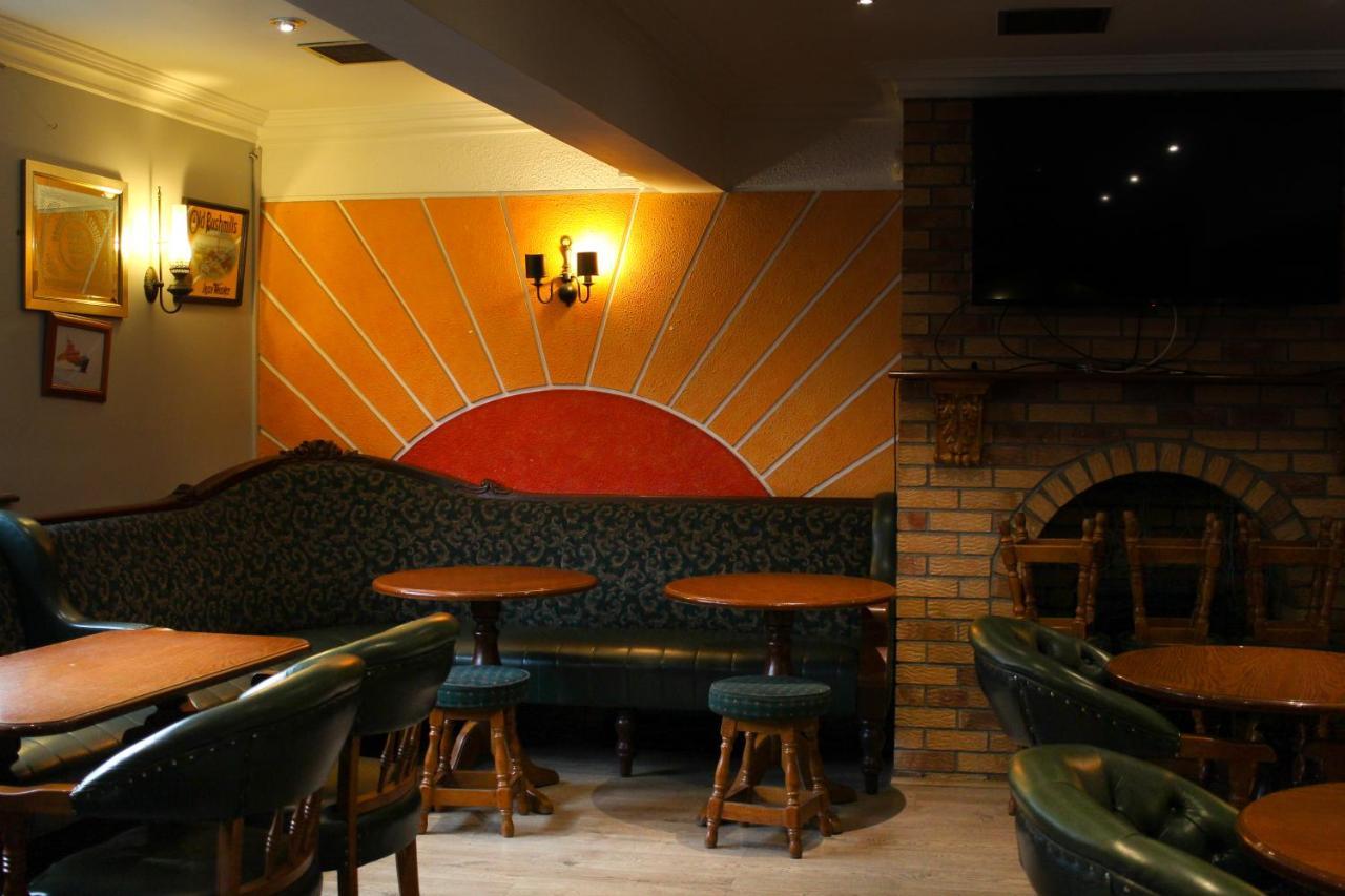 Bridge Hotel Арклоу Екстер'єр фото