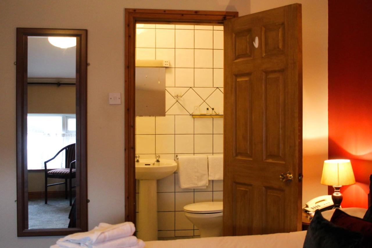 Bridge Hotel Арклоу Екстер'єр фото