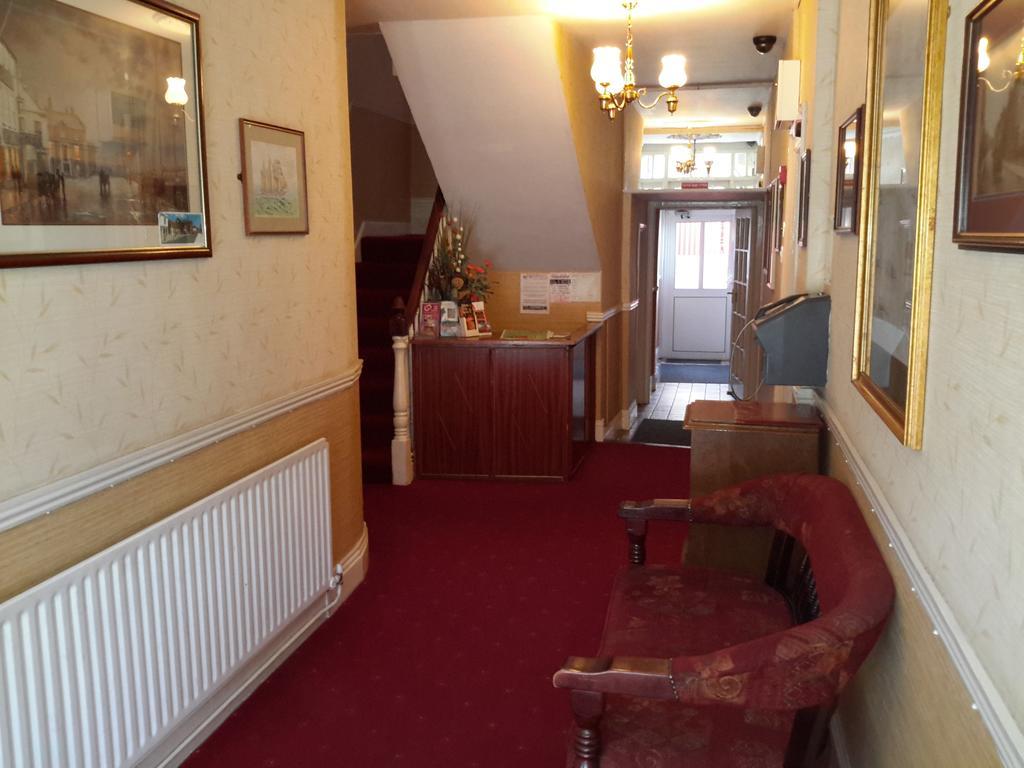 Bridge Hotel Арклоу Екстер'єр фото